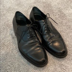 Salvatore Ferragamo David Cap Toe size 8.5 EE Blk